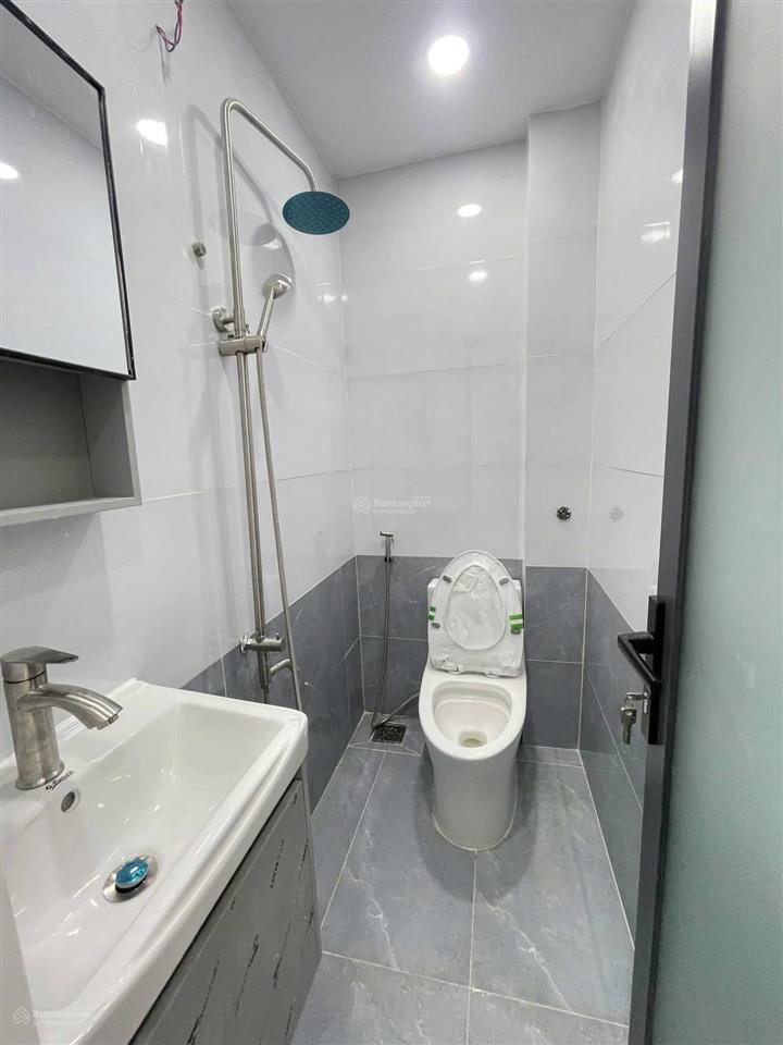 Nhà đường chiến lược [3x10, 1 lầu, 2 pn, 2 wc] 3,68 tỷ tl