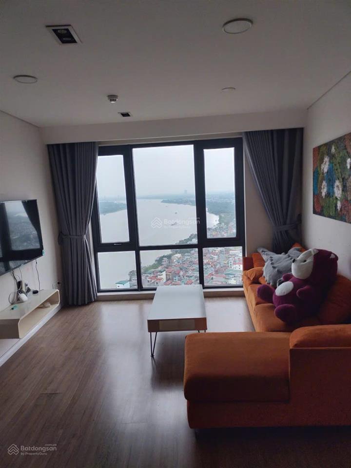 Cho thuê căn hộ 2pn, 2wc full đồ, dt 85m2 view sông hồng đẹp nhất dự án