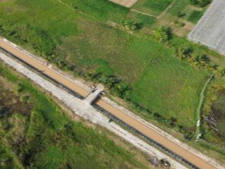 Lô đất vườn view kênh 25x25m 550m2 giá 170 triệu đường 6m