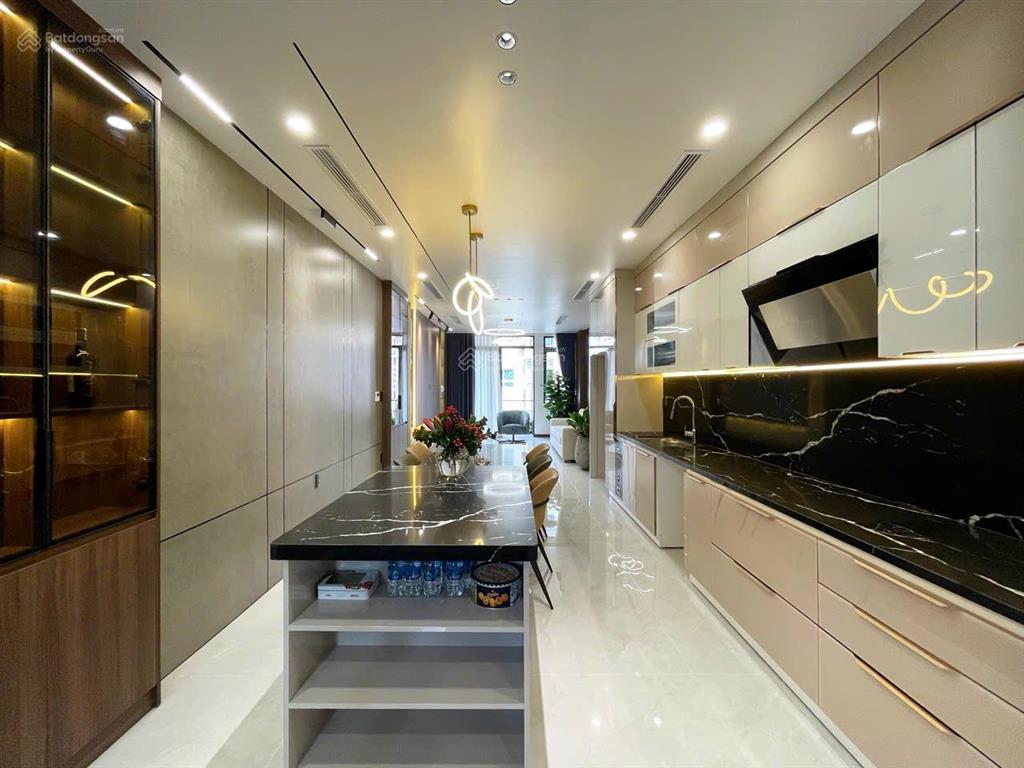  nhà 7 tầng thang máy tuyến 2 lê hồng phong