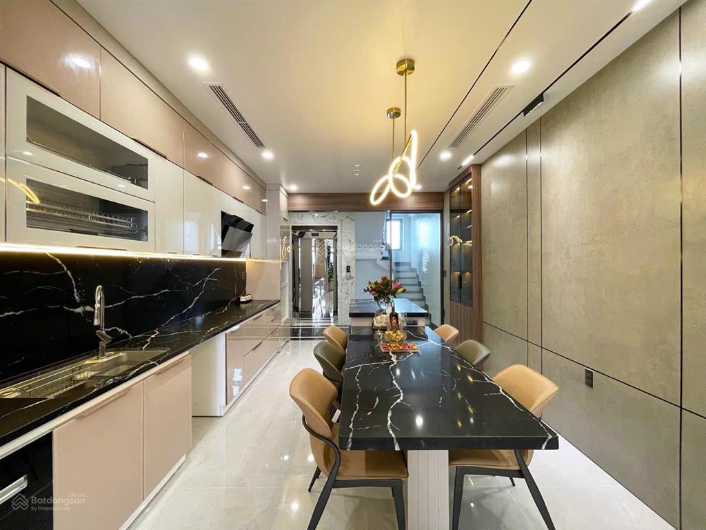  nhà 7 tầng thang máy tuyến 2 lê hồng phong