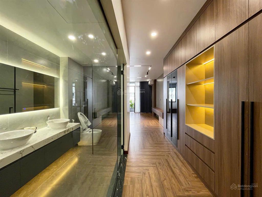  nhà 7 tầng thang máy tuyến 2 lê hồng phong