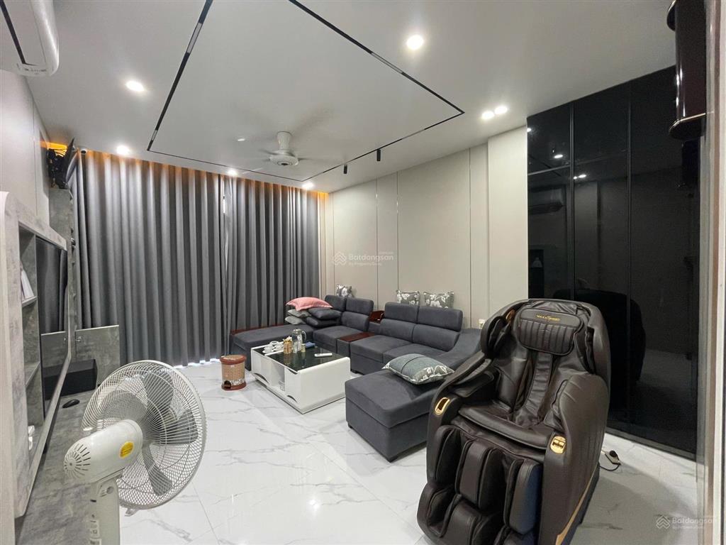 Nhà 6,5 tầng 2 mặt thoáng dân xây độc lập phố lê lợi nhà mặt ngõ, ô tô đỗ trong nhà