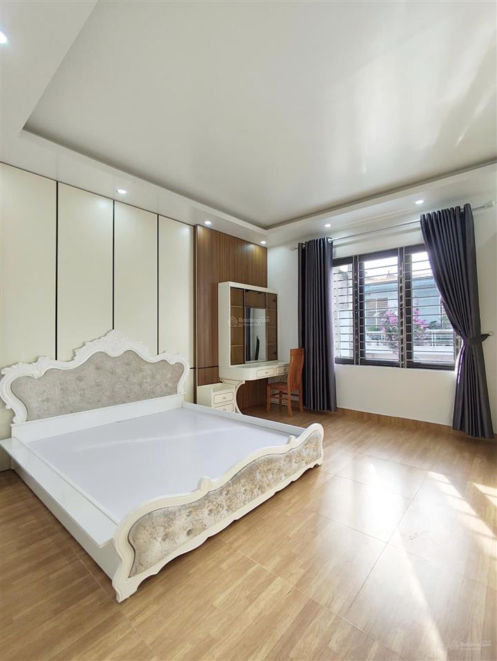 Chủ nhà làm ăn phát đạt, chuyển lên nhà lớn hơn nên cần bán căn nhà tâm huyết!