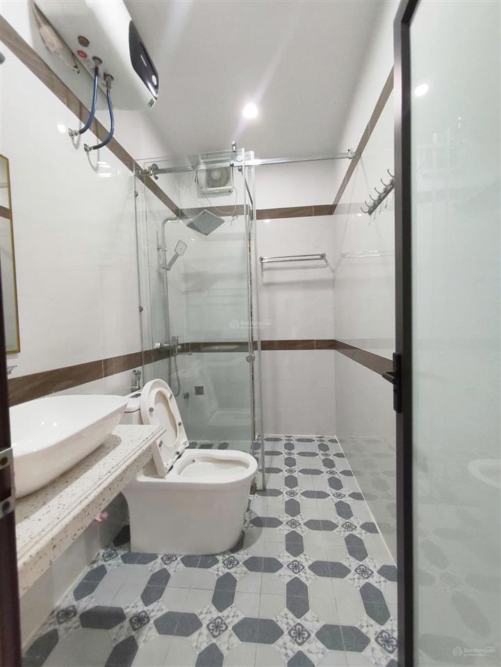 Chủ nhà làm ăn phát đạt, chuyển lên nhà lớn hơn nên cần bán căn nhà tâm huyết!