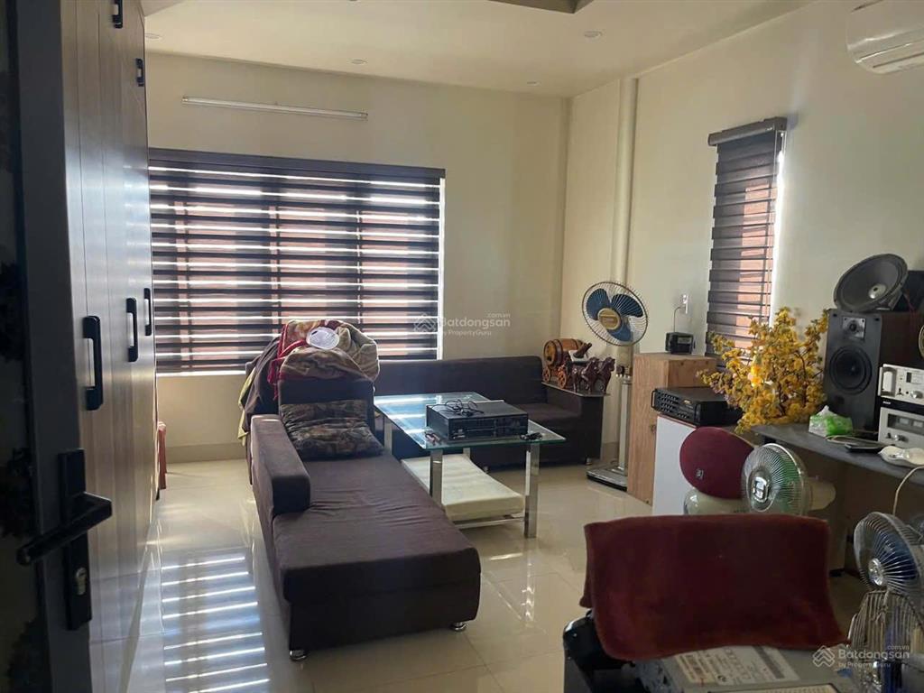 Bán nhà lô góc 45m2 x 5 tầng ô tô đỗ cửa kinh doanh tốt