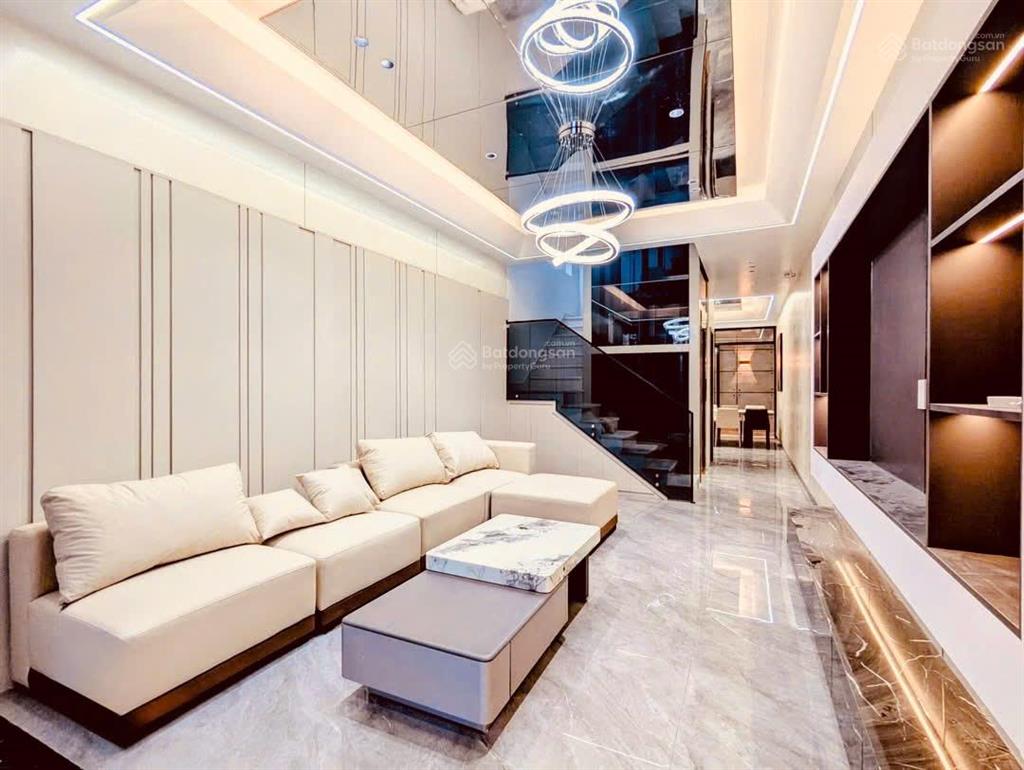 Nhà đẹp thang máy  full nội thất tuyến 2 lê lợi
