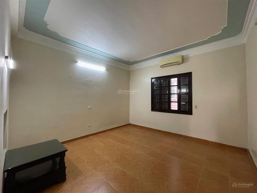 Nhà 3,5 tầng sân cổng view công viên khu phân lô pg an đồng