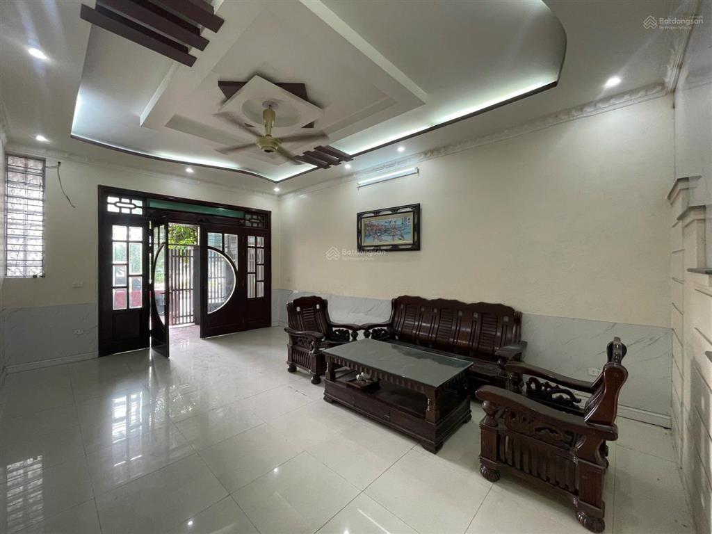 Nhà 3,5 tầng sân cổng view công viên khu phân lô pg an đồng