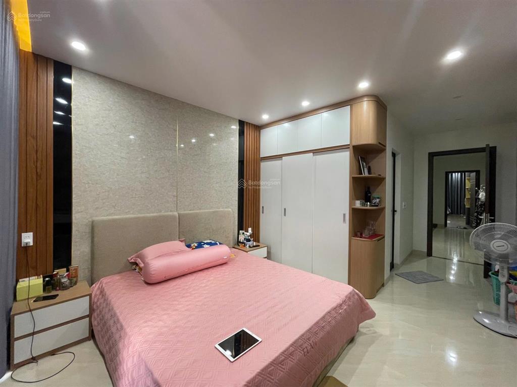 Nhà 6,5 tầng 2 mặt thoáng dân xây độc lập phố lê lợi. nhà mặt ngõ, ô tô đỗ trong nhà