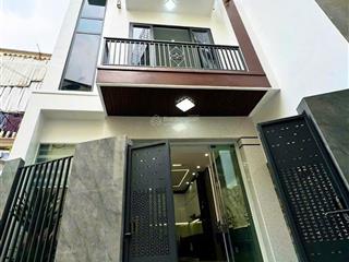 Nhà đẹp lê lợi  sân cổng riêng biệt  chỉ việc xách vali về ở!
