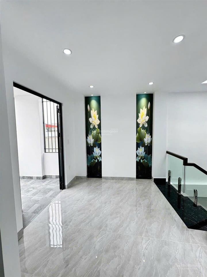 Nhà đẹp lê lợi  sân cổng riêng biệt  chỉ việc xách vali về ở!