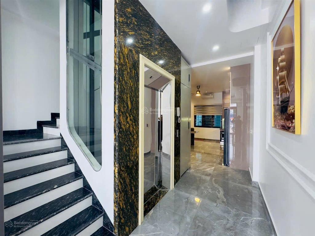 Bán nhà lê hồng phong  hải phòng căn 5,5 tầng thang máy gốc dân full nội thất