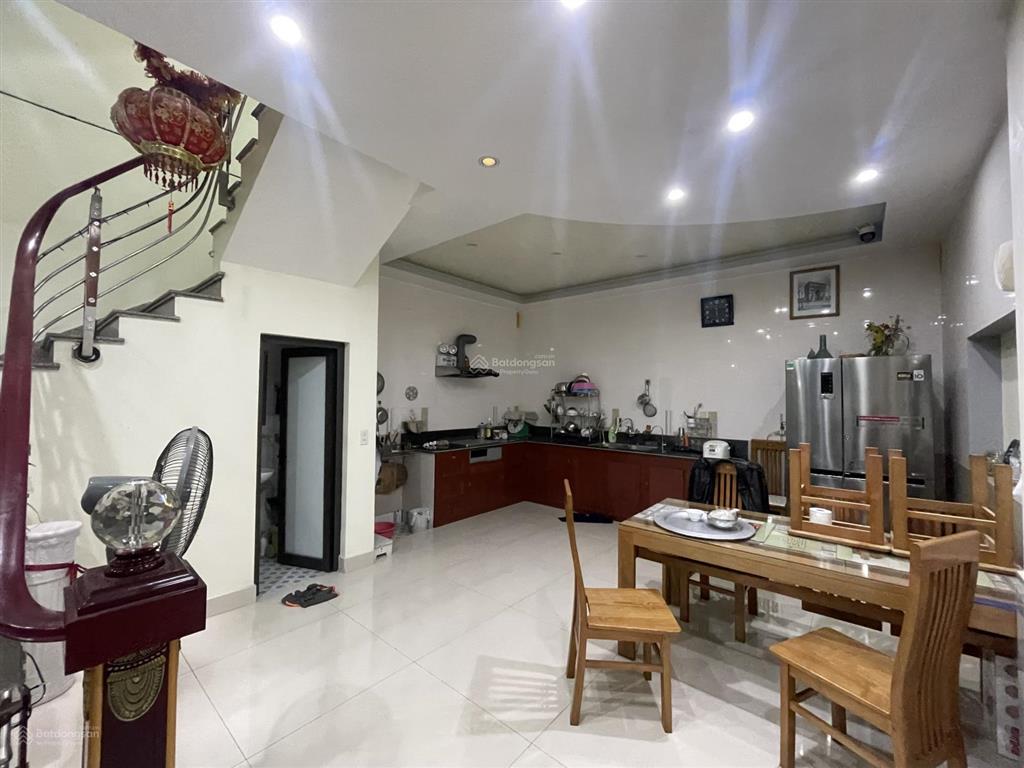 Chủ cần bán nhà để chuyển vào nam sinh sống khu trung tâm điện biên phủtrần phú vườn hoa