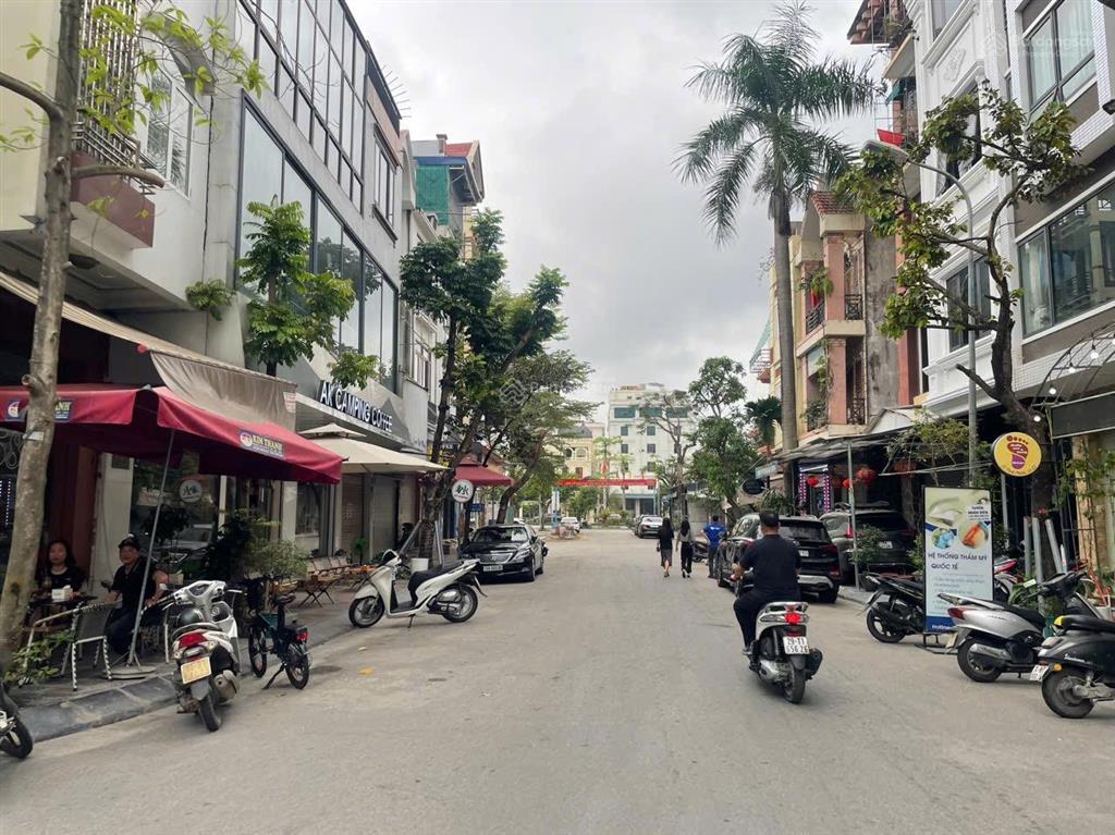 Bán nhà mặt đường thái phiên  lô 22 lê hồng phong