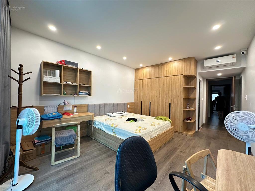 Nhà mặt đường 15m khu phân lô lê hồng phong, quận ngô quyền