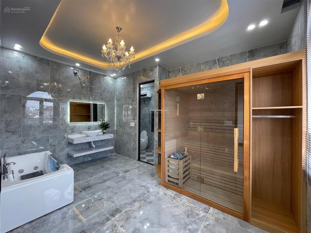 Bán nhà phố đông khê 5 tầng thang máy độc lập mới keng
