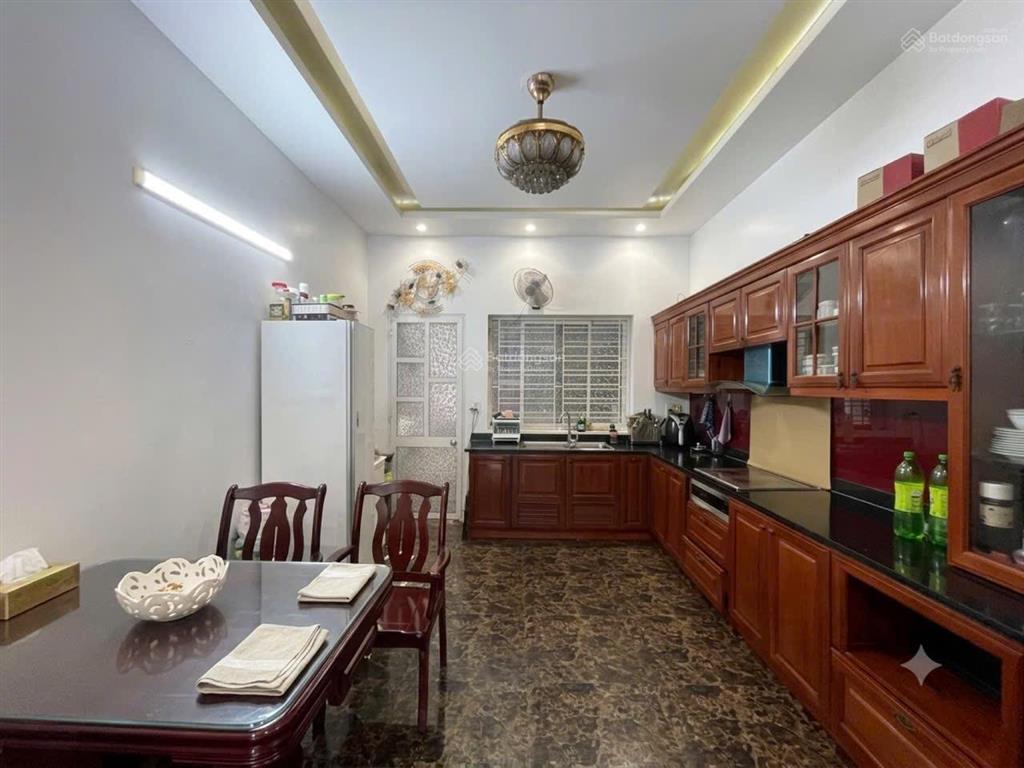  bán nhà dân xây tuyến 2 lê hồng phong
 diện tích 60m2 ngang 4m dài 15m
 công năng sử dụng 3 n