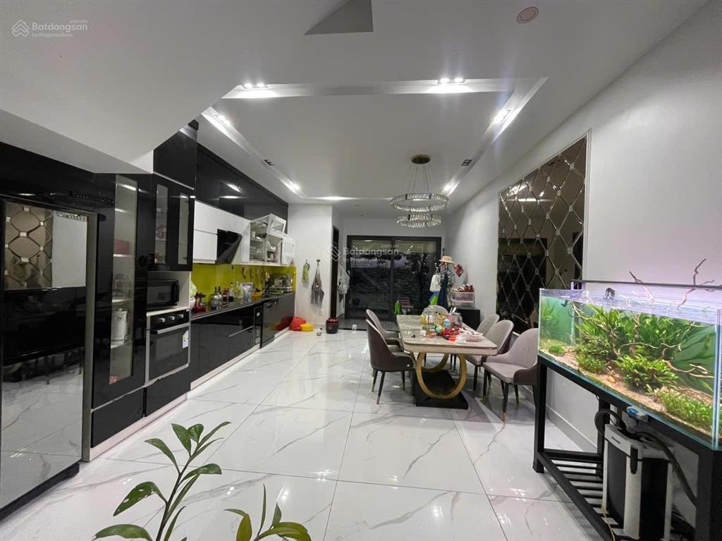 Bán nhà mặt ngõ trung lực ngõ ô tô tránh nhau nhà còn rất mới