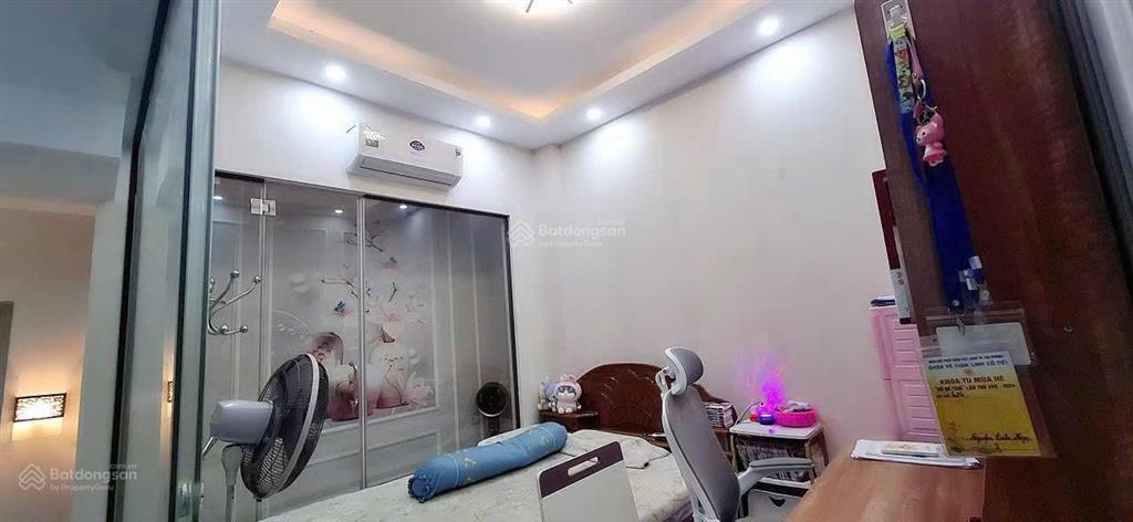 Bán căn nhà 04 tầng độc lập tại tuyến 2 hoàng thế thiện