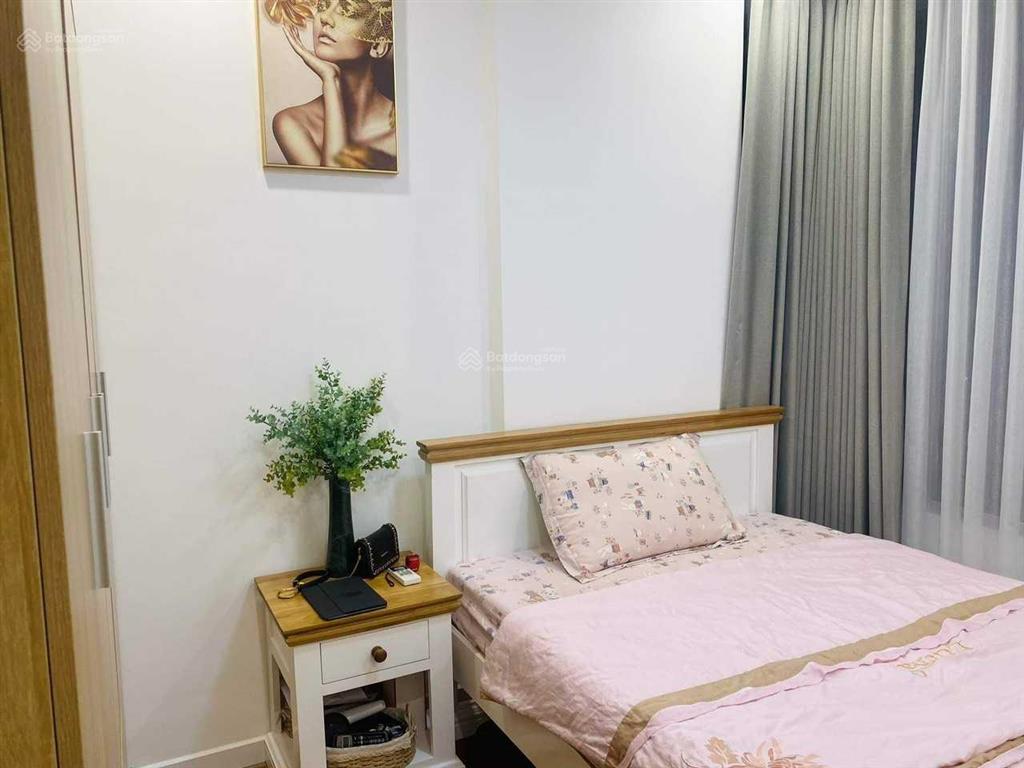 Bán nhanh căn d'lusso 2pn giá 5,8 tỷ view sông, đã có sổ, vào ở liền,  0901 318 ***