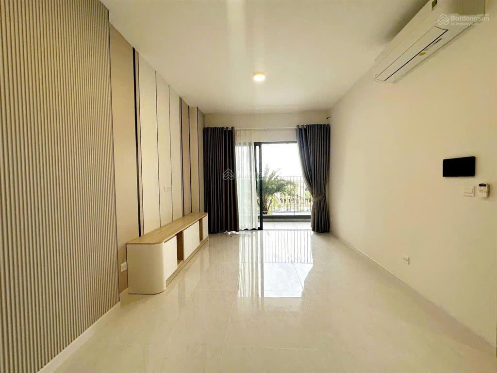 Bán căn hộ chính chủ 2pn  giá 5,7 tỷ ntcb, view đẹp, nhà mới, đầy đủ tiện nghi!