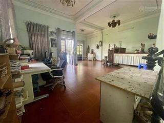 Nhà 2 tầng góc 2 mặt tiền  khu kinh doanh sầm uất hòa khánh  giá tốt nhất khu vực