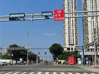 Bán đất mặt tiền đường nguyễn lương bằng  gần biển
diện tích đất 260m ( có 50m đất trồng cây)