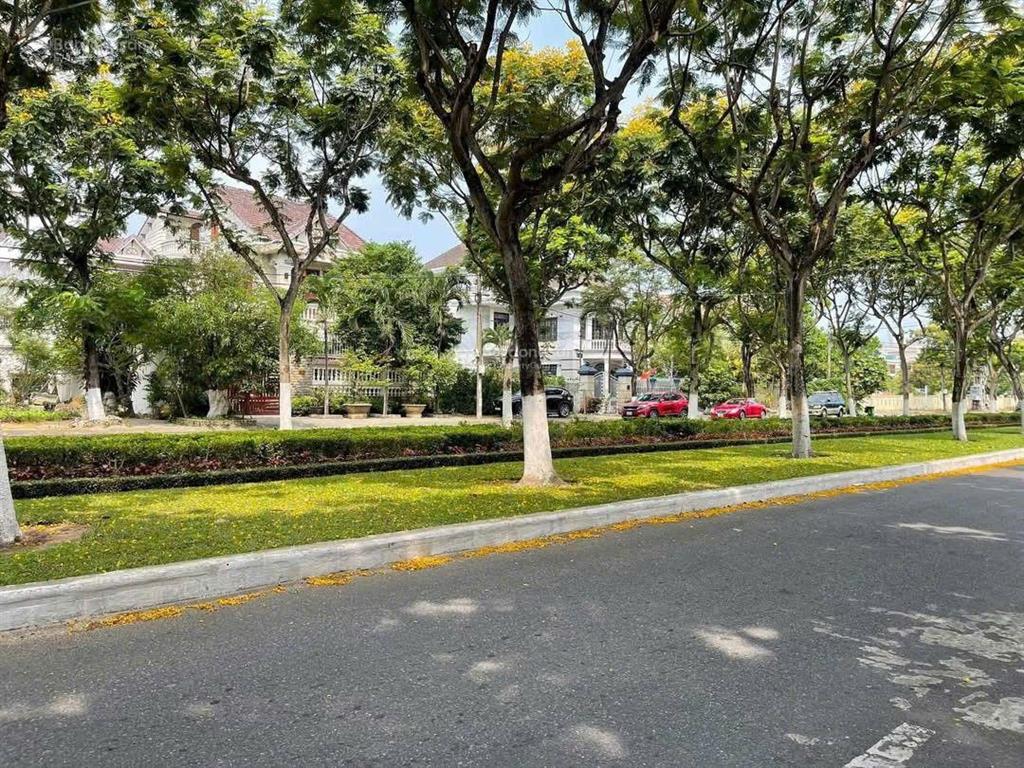 Bán đất đường trường sa, đối diện resort marriott da nang
diện tích 300m ngang 10m cực đẹp