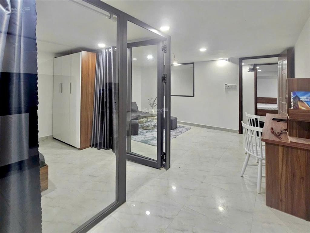 Chính chủ cần bán tòa căn hộ dịch vụ 3/5 phan bội châu, sát chợ bà chiểu, vài phút đi vào trung tâm