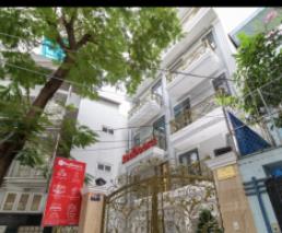 Chính chủ cần bán tòa nhà căn hộ dịch vụ cao cấp bao gồm 45 phòng đầy đủ nội thất, thang máy