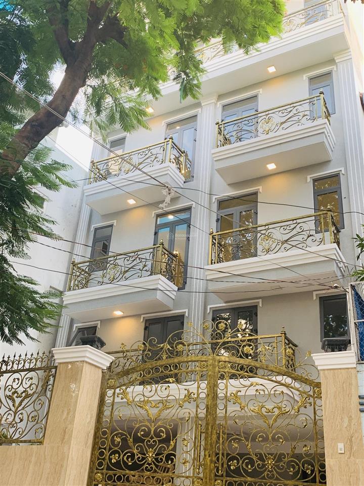 Chính chủ cần bán tòa nhà căn hộ dịch vụ cao cấp bao gồm 45 phòng đầy đủ nội thất, thang máy