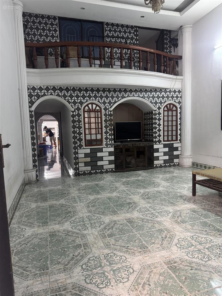 Bán căn hộ cc đối diện chợ an đông 120m2 tại chung cư 92 hùng vương, 6,5 tỷ, view đẹp