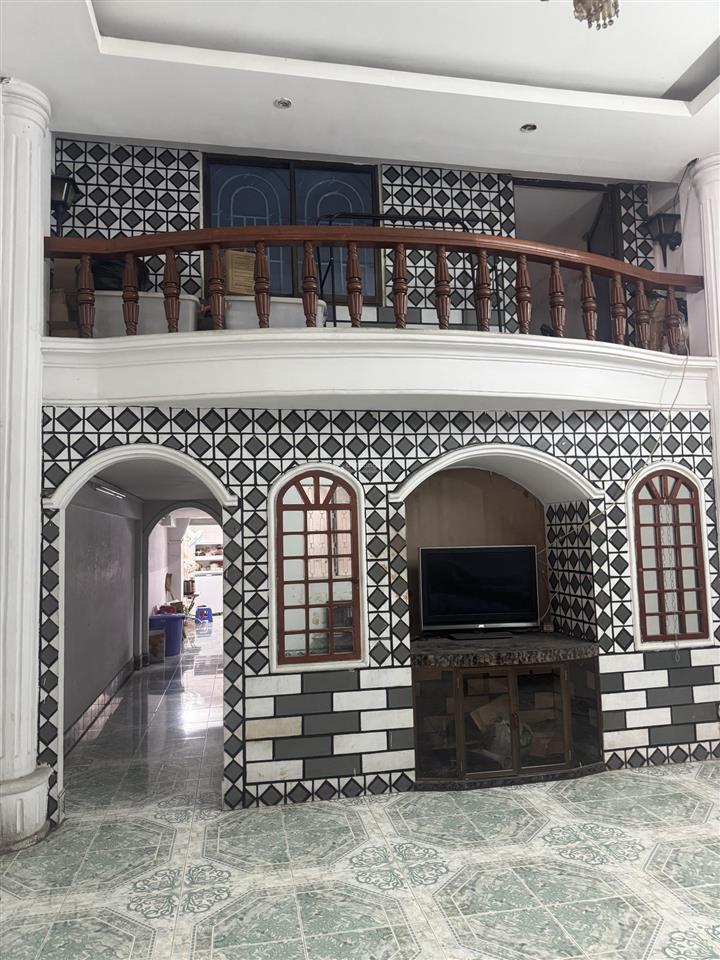 Bán căn hộ cc đối diện chợ an đông 120m2 tại chung cư 92 hùng vương, 6,5 tỷ, view đẹp