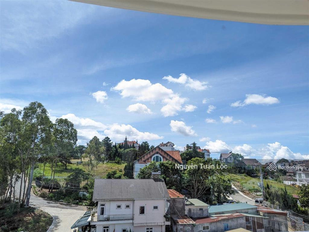 Cần bán lô đất siêu vip khu đồi huy hoàng đà lạt 2500m², giá cạnh tranh khu vực, chỉ còn 1 lô