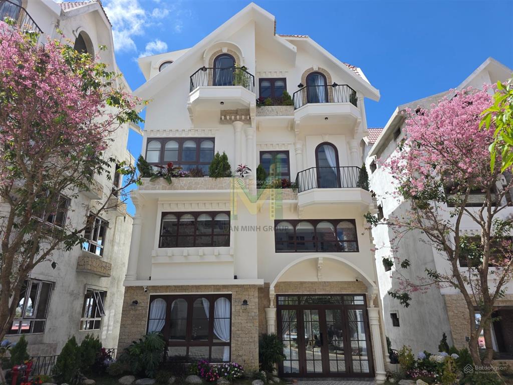 Chính chủ đầu tư mở bán khu biệt thự đà lạt phong cách pháp, với tên gọi "la cerise dalat villas