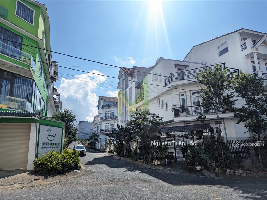 Bán gấp nhà 100m2 hai mặt tiền trần anh tông, phường 8, đà lạt, chỉ 8.5 tỷ rẻ hơn thị trường