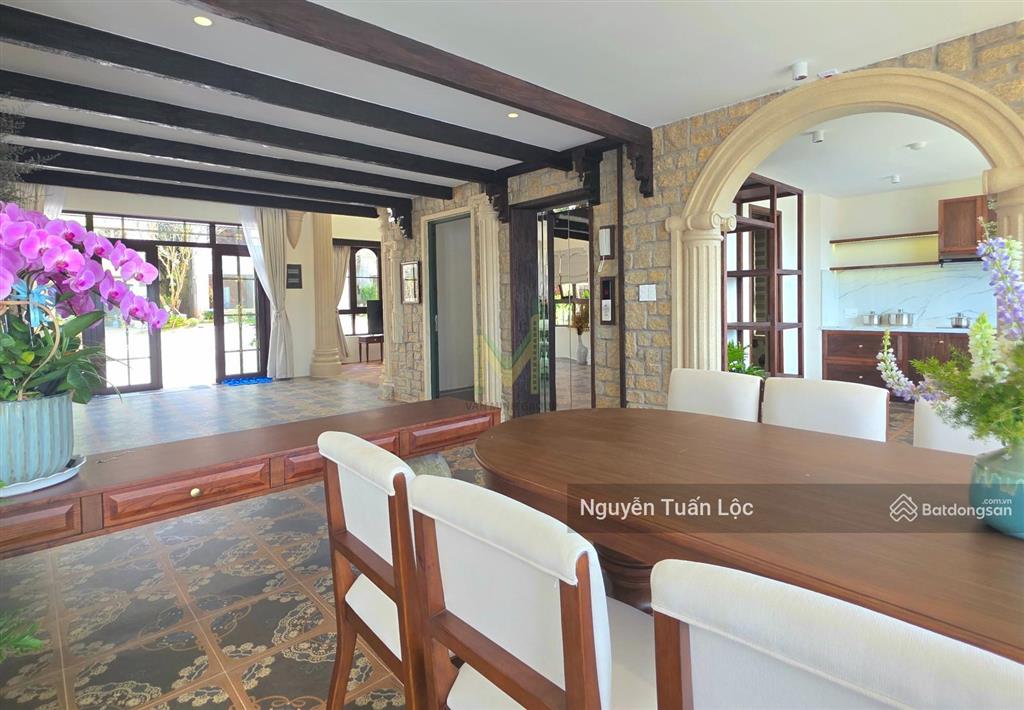 Chính chủ bán biệt thự đà lạt phong cách pháp, xen lẫn nét hiện đại tại khu "la cerise dalat villas