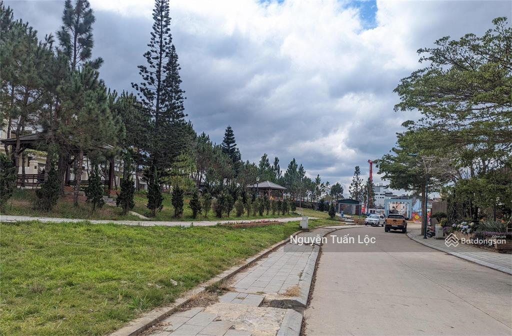 Cần cho thuê đất khu golf valley, đà lạt, vị trí vàng chỉ cách hồ xuân hương và khu hòa bình 300m