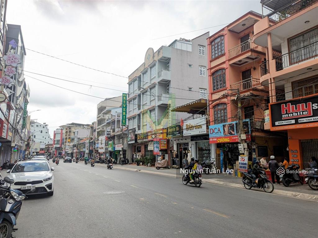 Bán gấp nhà ngang 8.2m phan đình phùng, phường 1, đà lạt, hai mặt tiền thuận tiện kinh doanh