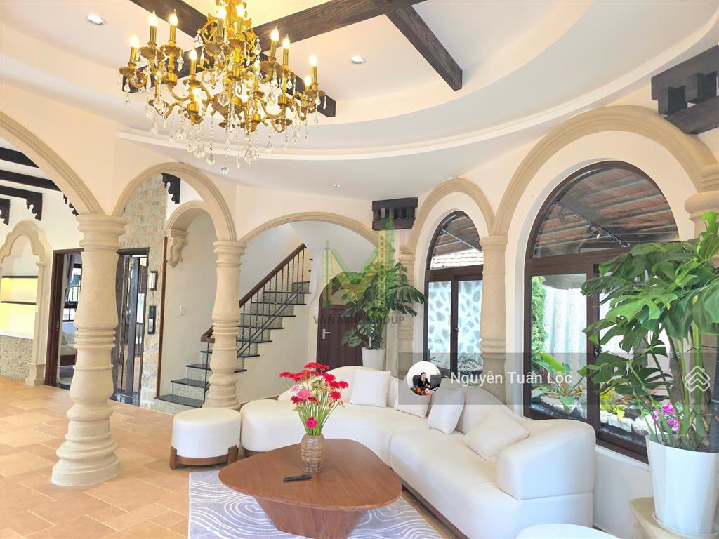 Chính chủ cần bán villa sân vườn kiểu pháp tại khu biệt thự an sơn, đà lạt, có hồ cá koi, thang máy
