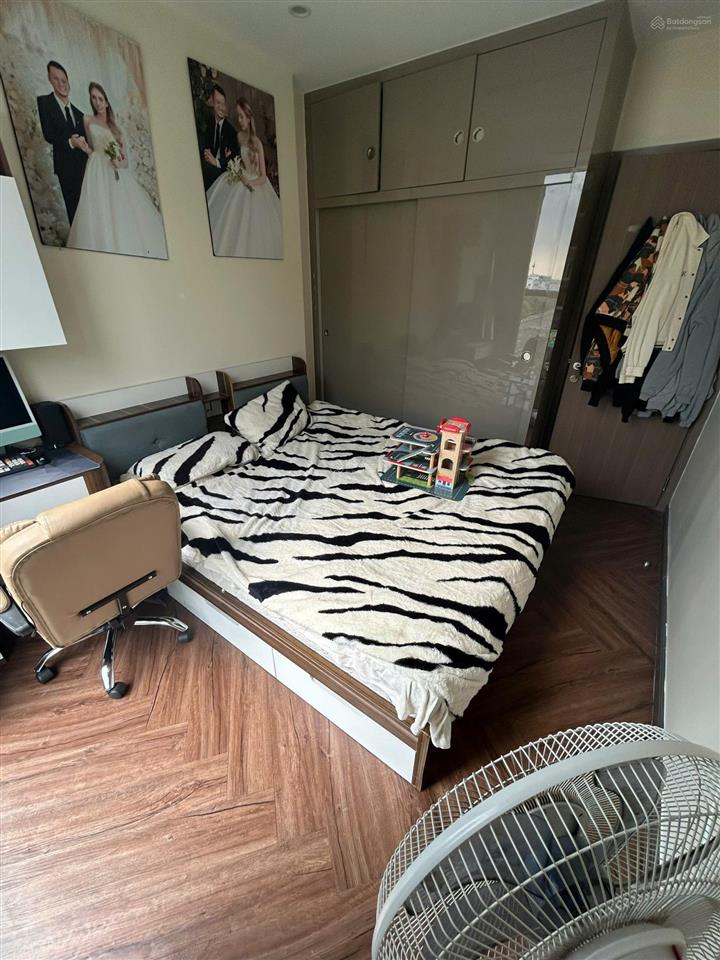 Bán giá tốt căn tokin 1 cao cấp 3pn  dt 79,5m2