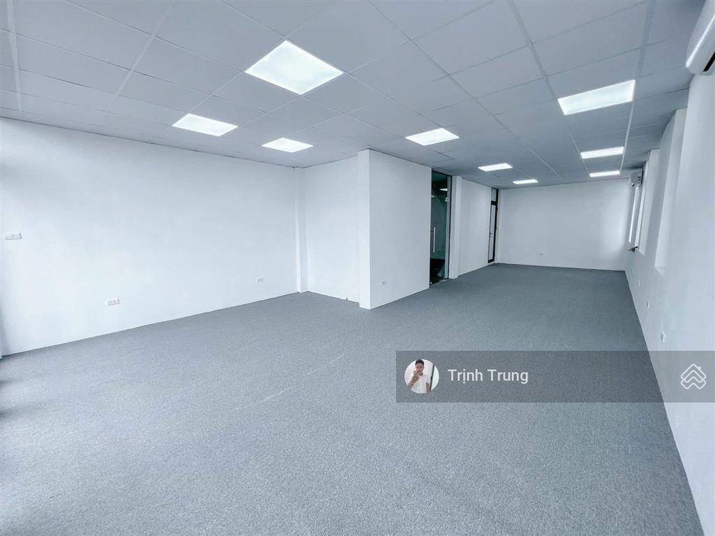 Cho thuê liền kề hdmon hàm nghi, lê đức thọ làm văn phòng, kinh doanh bán hàng giá 11 tr/tháng