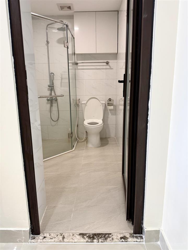 Bán căn hộ đã cải tạo, thiết kế đẹp tại 26 liễu giai, 10,8 tỷ, 70m2, nhiều tiện ích