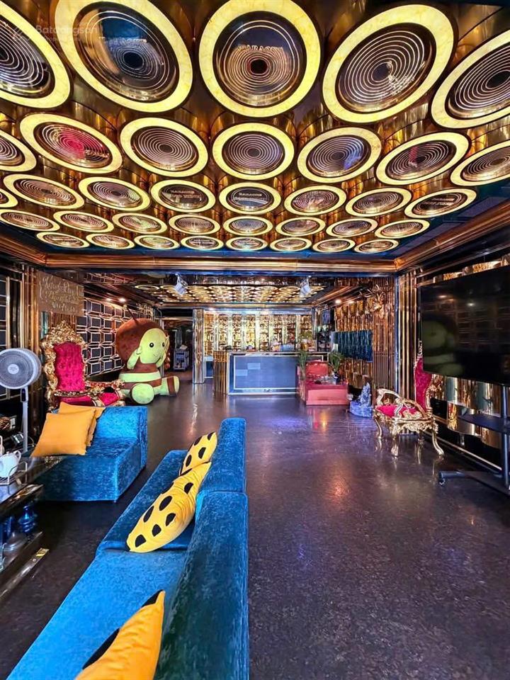 Bán nhà mt phổ quang, tân bình, 6,1x29m, hầm 8 tầng  đang cho thuê 180 triệu/tháng, giá 68 tỷ