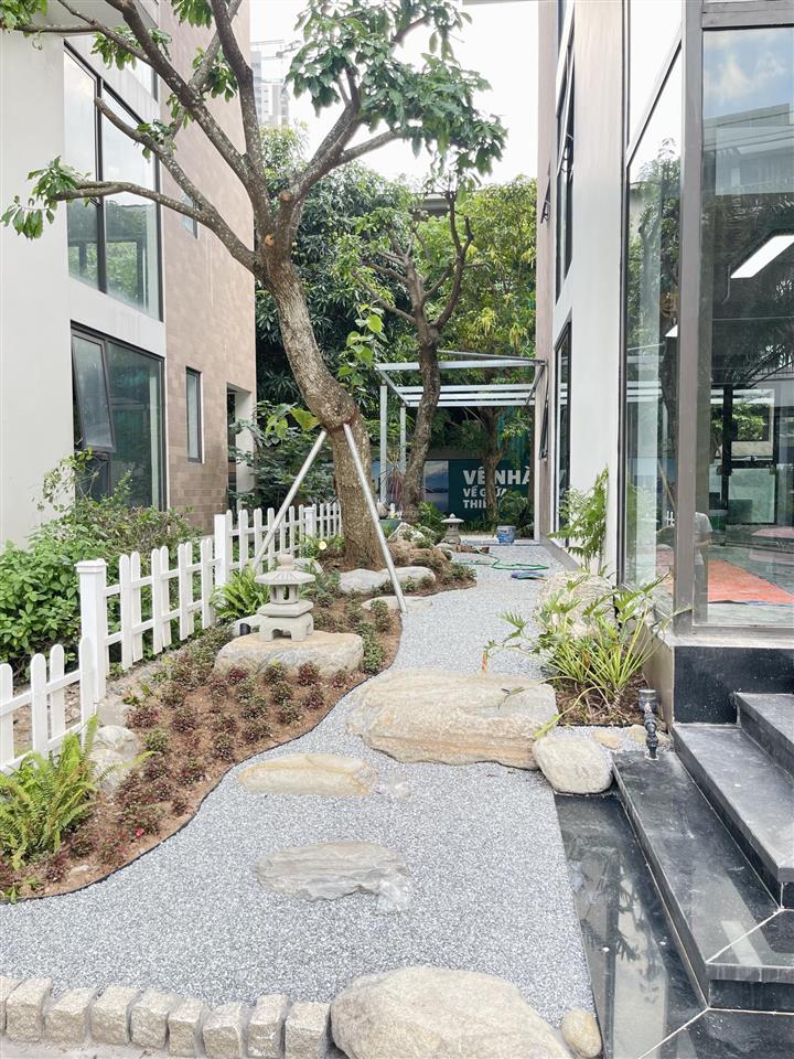 Bán biệt thự song lập ecopark mặt tiền 10m, 4,5 tầng, giá chỉ 25 tỷ