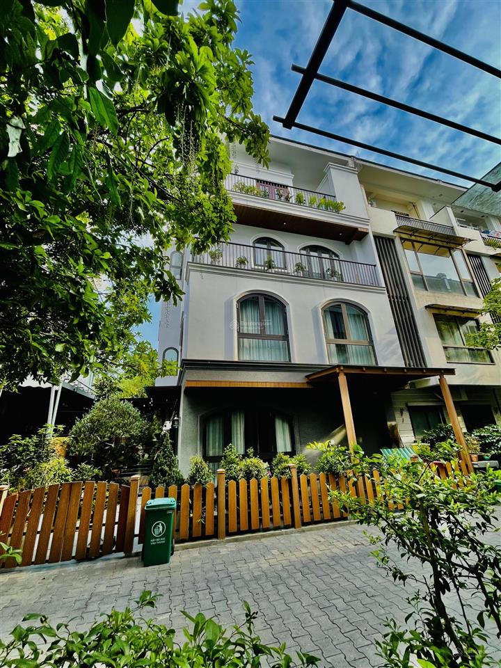 Căn góc đẹp nhất thủy nguyên 200m2 đất 471m2 sàn, giá chỉ 4x tỷ