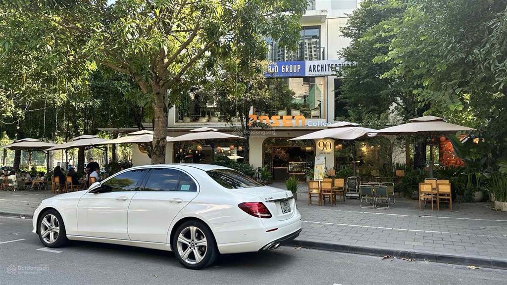 Căn góc đẹp nhất thủy nguyên 200m2 đất 471m2 sàn, giá chỉ 4x tỷ
