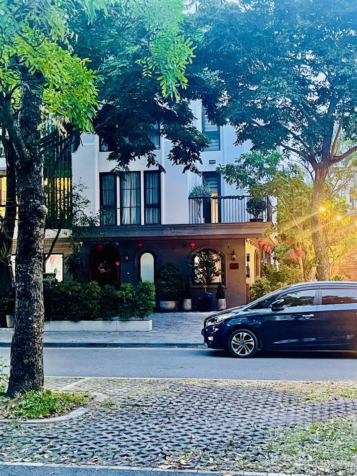 Căn góc đẹp nhất thủy nguyên 200m2 đất 471m2 sàn, giá chỉ 4x tỷ