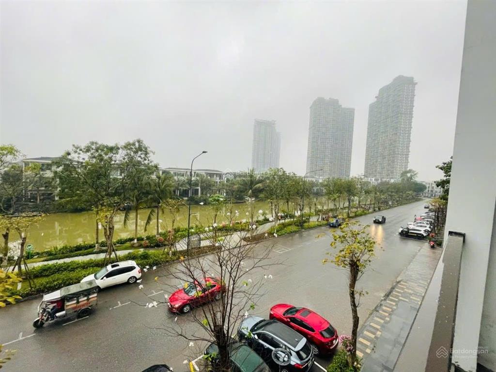 Nhà phố vịnh đảo ecopark 23,5 tỷ | 100m | mt 5,5m | view hồ biệt thự đảo | kinh doanh hiếm